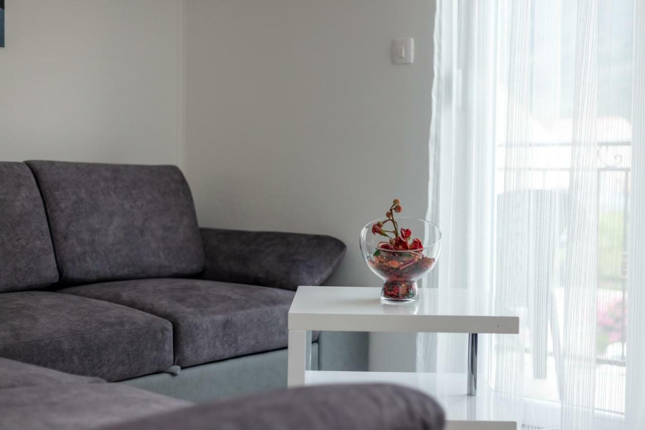 Villa Apartments Kordic Kaštela Exteriér fotografie