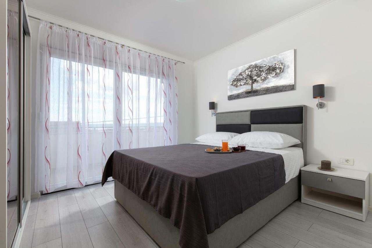 Villa Apartments Kordic Kaštela Exteriér fotografie